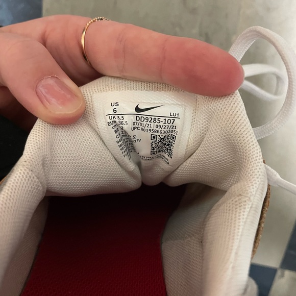 Nike Air Max - Picture 5 of 5